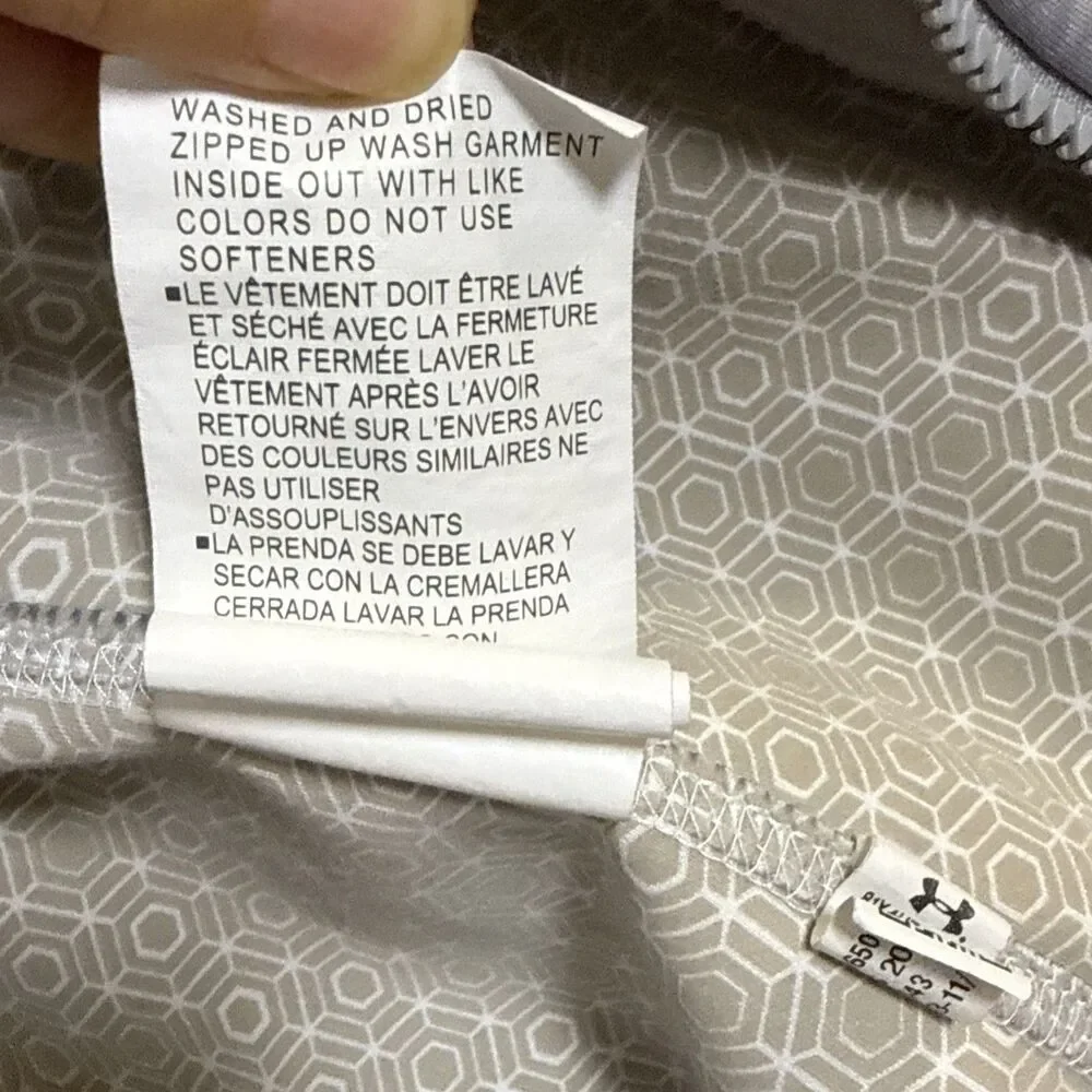 Under Armour Limited Edition Always on Recovery Jacket Size Large Gray White